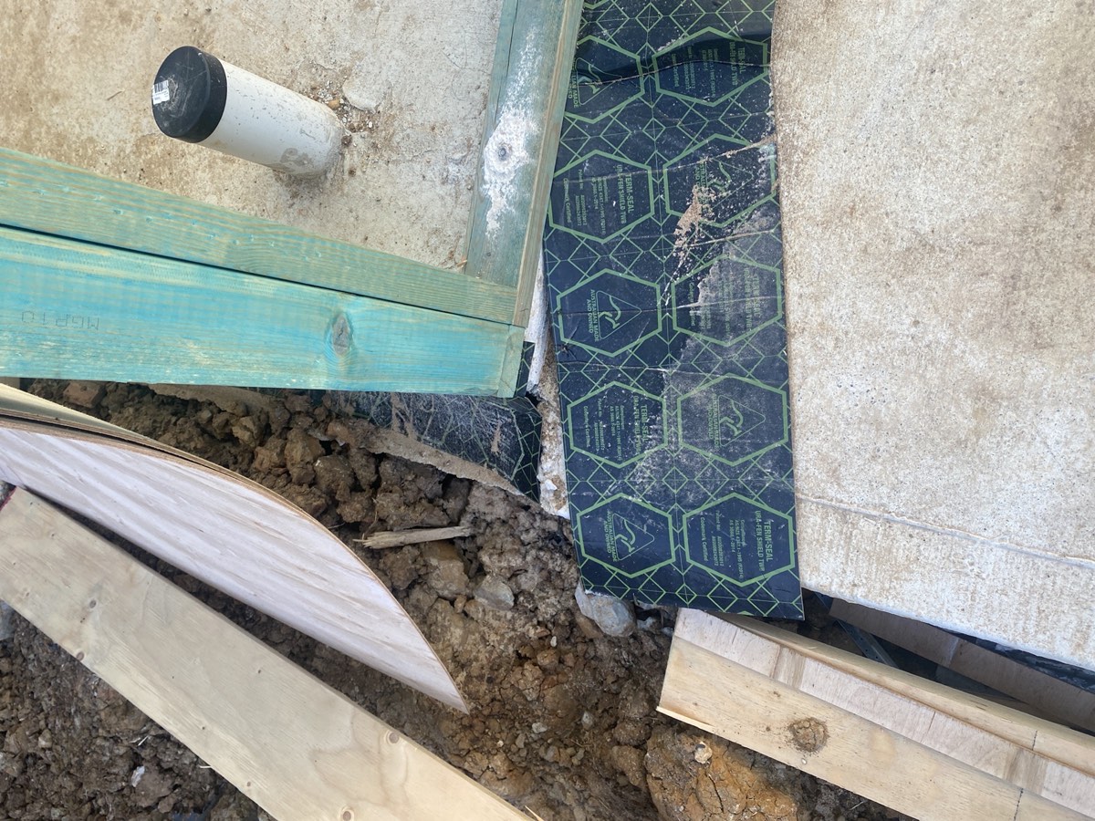 Physical barrier loose or damaged, recorded during a frame inspection in Austral